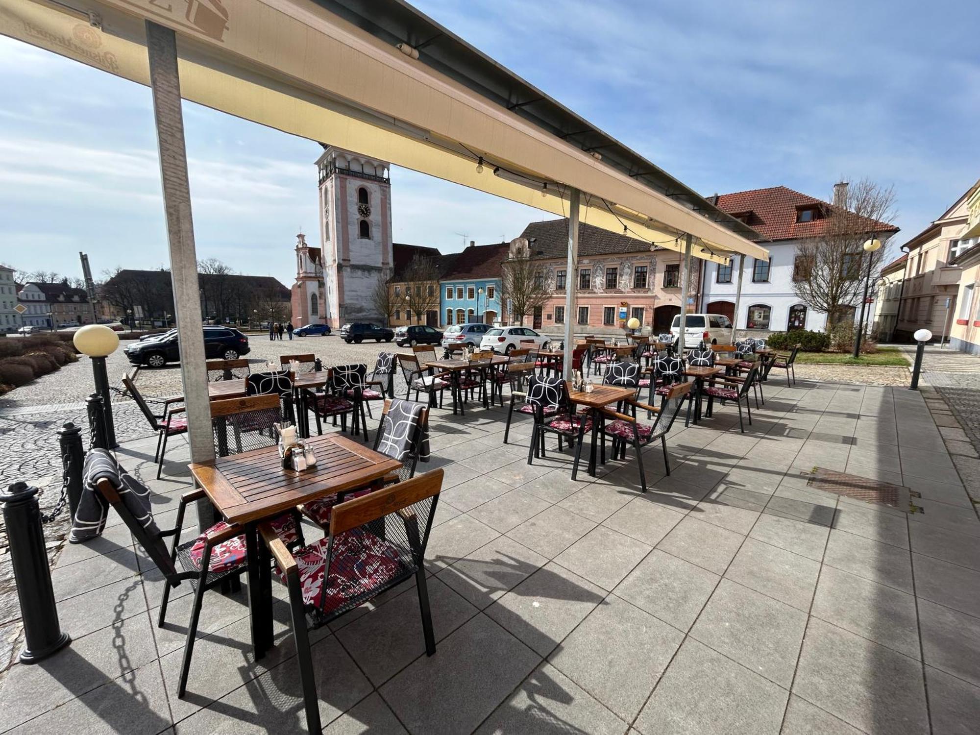 Hotel Panska Bechyně エクステリア 写真