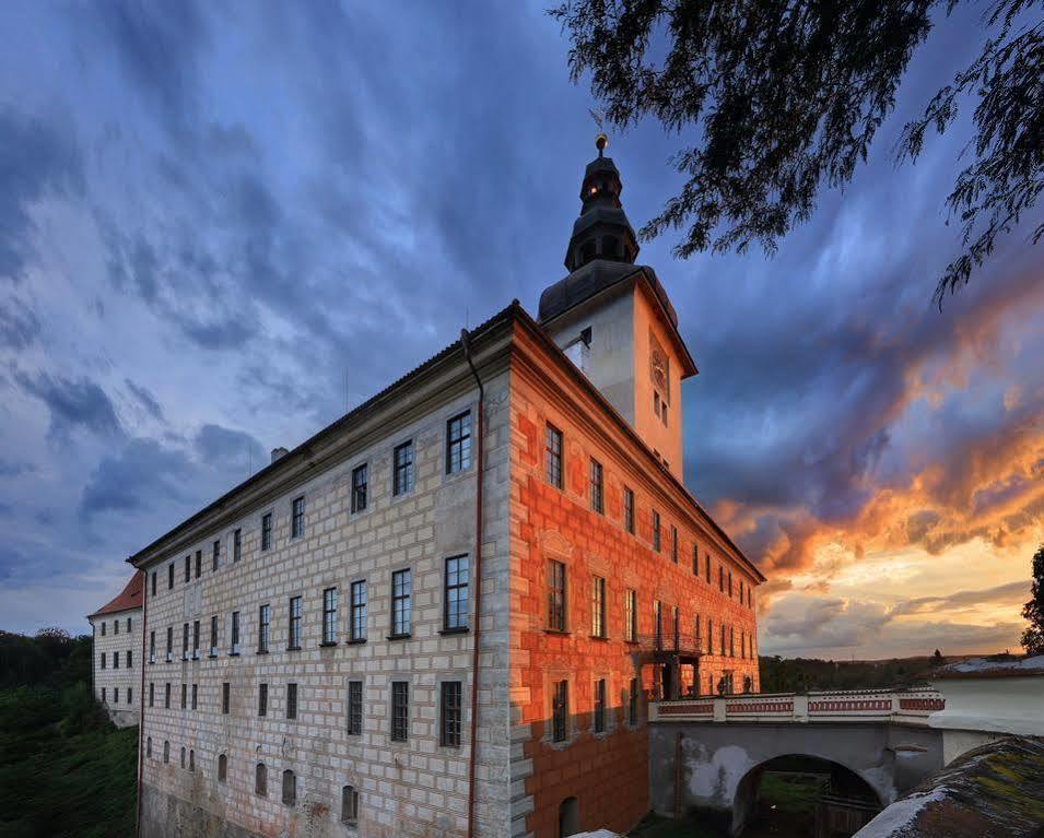 Hotel Panska Bechyně エクステリア 写真
